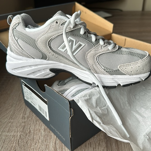 New Balance 530 Shoes in Raincloud & Shadow Grey Size 5 M/ 6.5 W NEW IN BOX - Picture 10 of 14